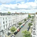 2Bed Flat In The Heart Of London